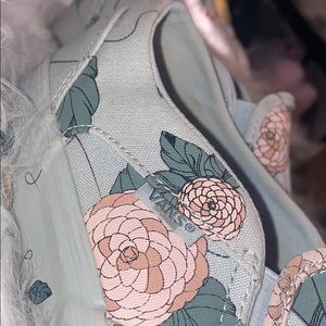 Floral vans